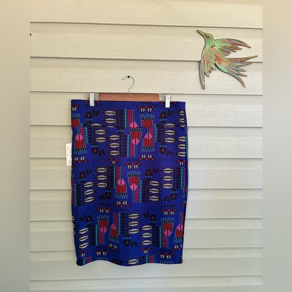 LuLaRoe Cassie Blue Feather Aztec Tribal Print Pencil Skirt Women’s Sz XL NWT - Picture 9 of 12